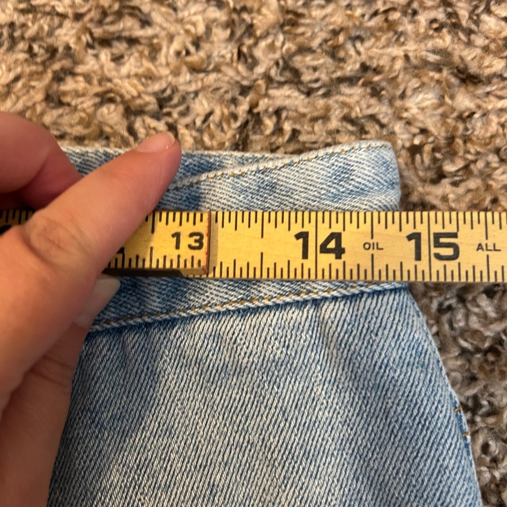 Vintage High Waisted Original Tigger Patch Demin Rivet Shorts - Mickey Inc. - Picture 17 of 17